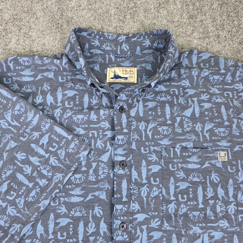 Huk Shirt Mens 2XL Blue Fishing Tribal Graphic Button Down Short Sleeve Stretch